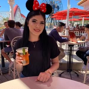 Meet your Posher, Jackie